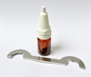 RVS Haaksleutel voor BP-oogdruppelflacon